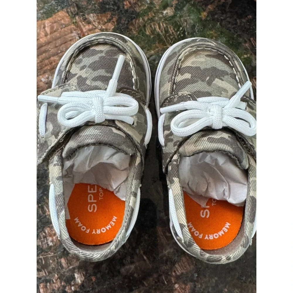Sperry Boys Intrepid Camo Lace Up Low Top Crib Shoes Infant Toddler Size 3 NEW